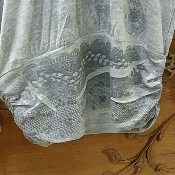 American Rag sweater - Picture 3 of 5